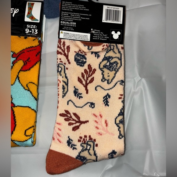 2/$35 Disney Winnie The Pooh and Eeyore Crew Socks 9-13 Lot 4 NWT Novelty - Picture 4 of 4